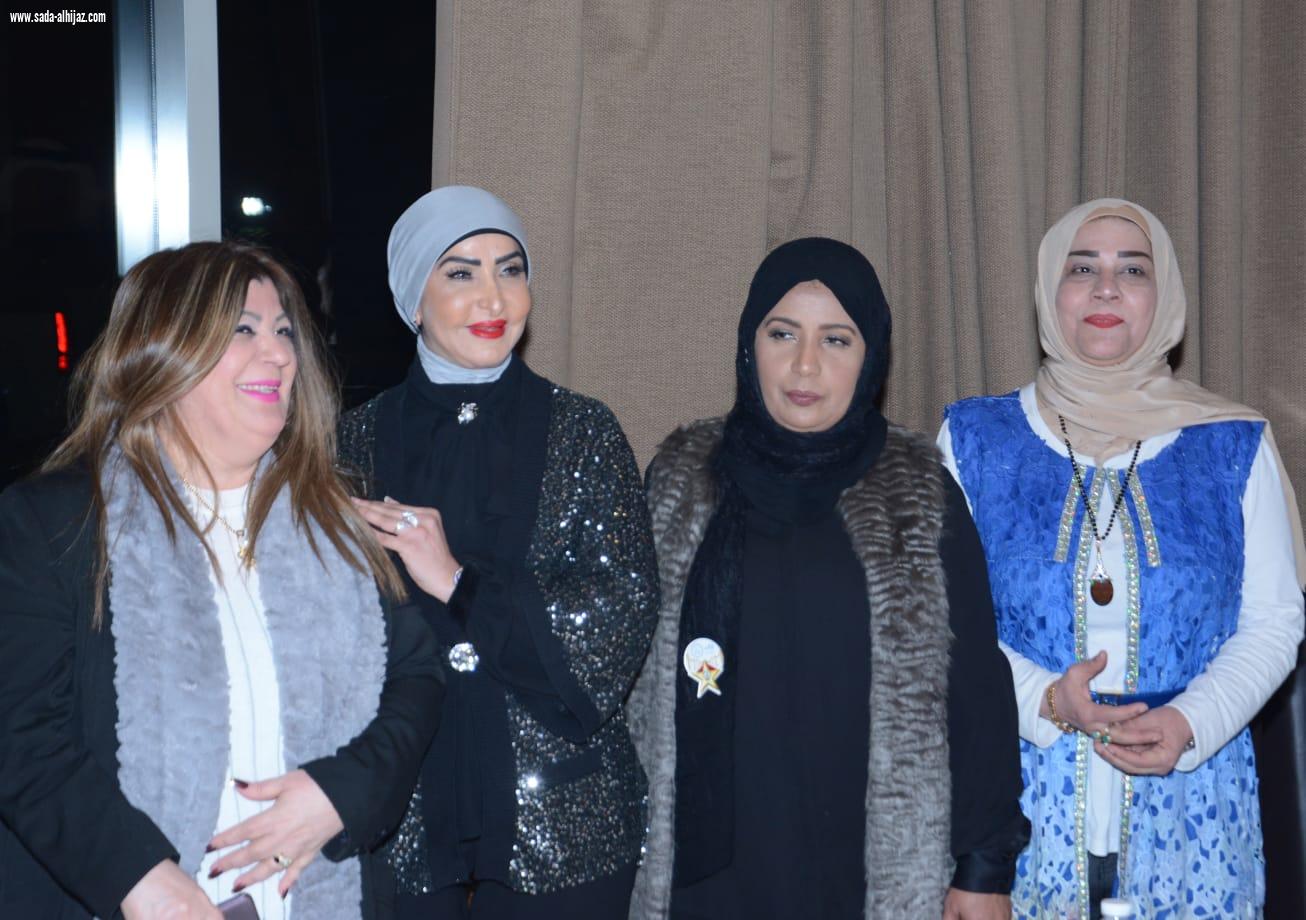 الشيخة انتصار الصباح تجمع شعراء الخليج في ( نعم صباح )
